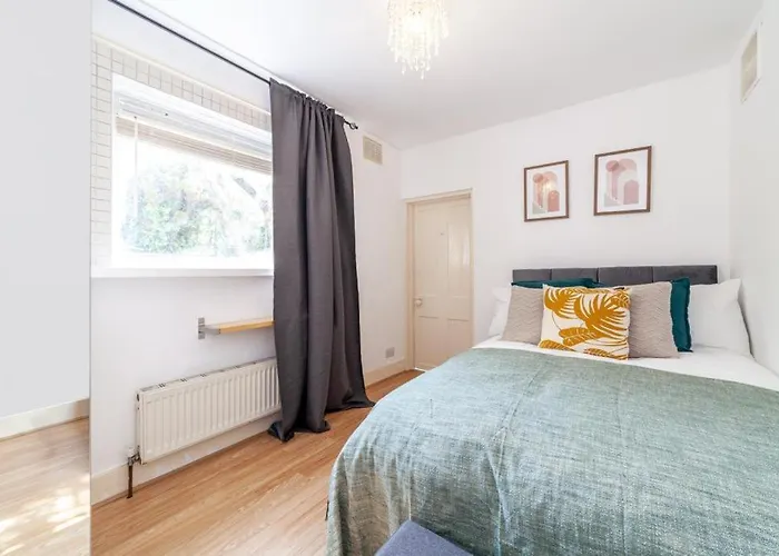 One Bedroom Flat In The Heart Of Brixton