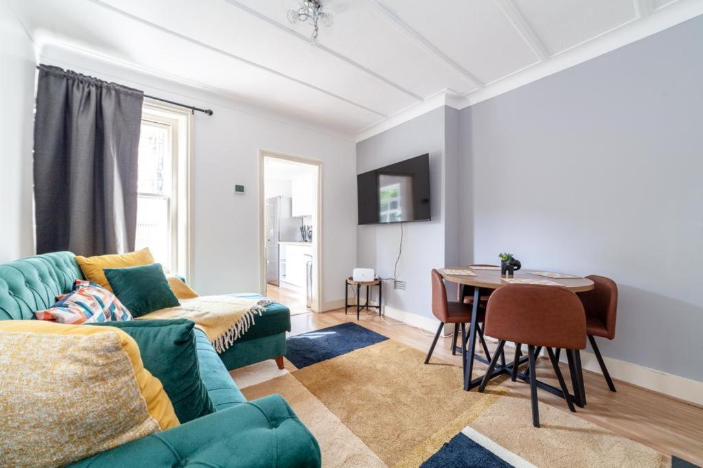 Appartamento One Bedroom Flat In The Heart Of Brixton